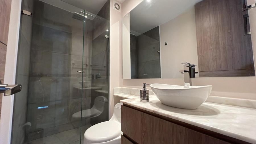B2b The Charles Private At Upscale Area Habitación en casa particular